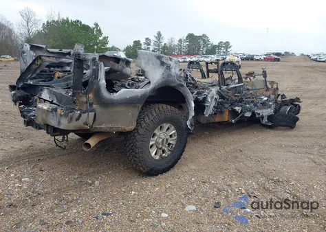 2020 Ford F-250 Xlt z USA, uszkodzony, nr VIN 1FT7W2B6XLEC22045